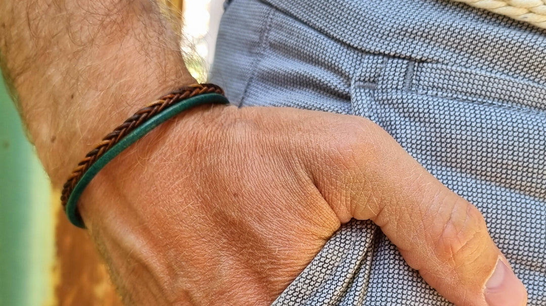 Blog Fathers day - vaderdag - leren armbanden - leather bracelets- stainless steel - sturdy bracelet