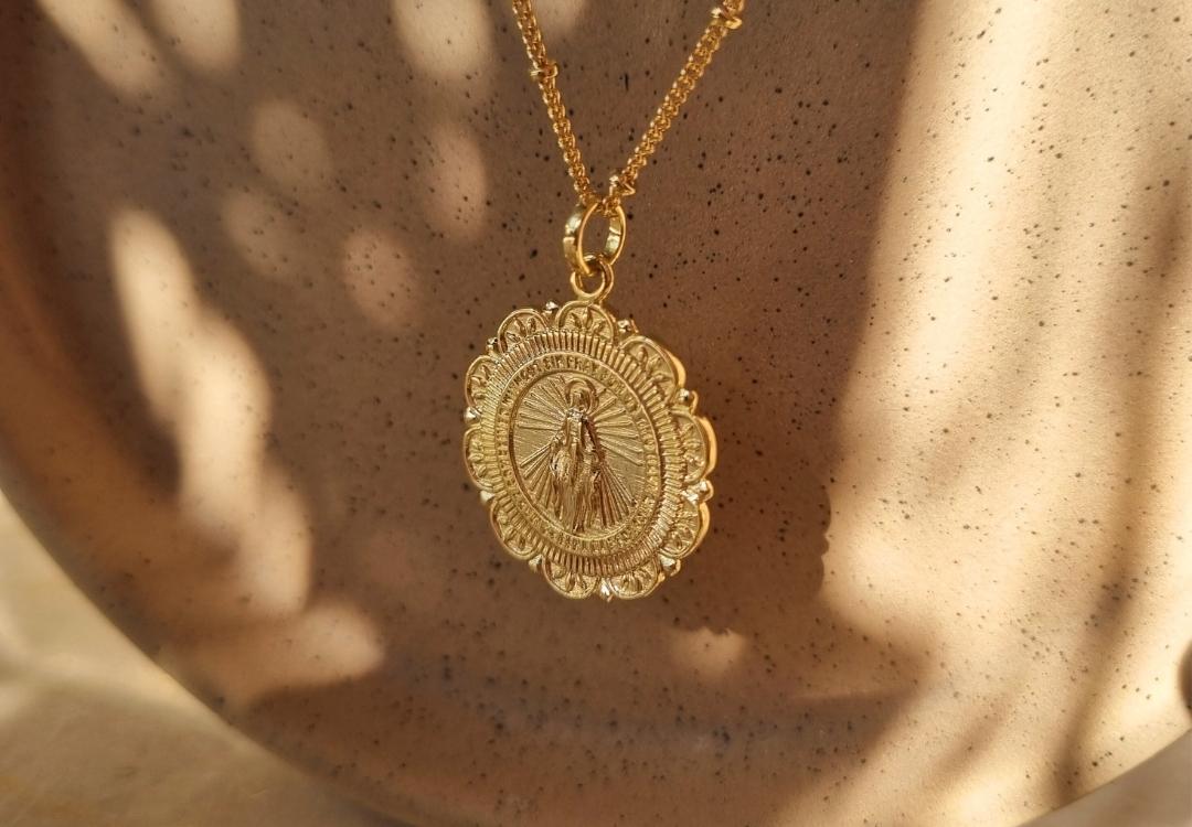 Ketting Kerst bij Roca de Piña sieraden boetiek