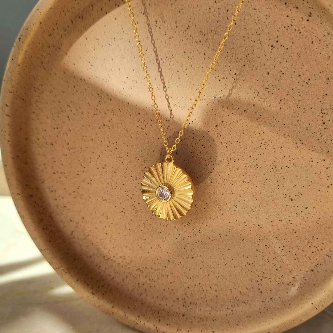 Gouden ketting met hanger Aurora - verguld 925 sterling zilver met zirkonia steentje