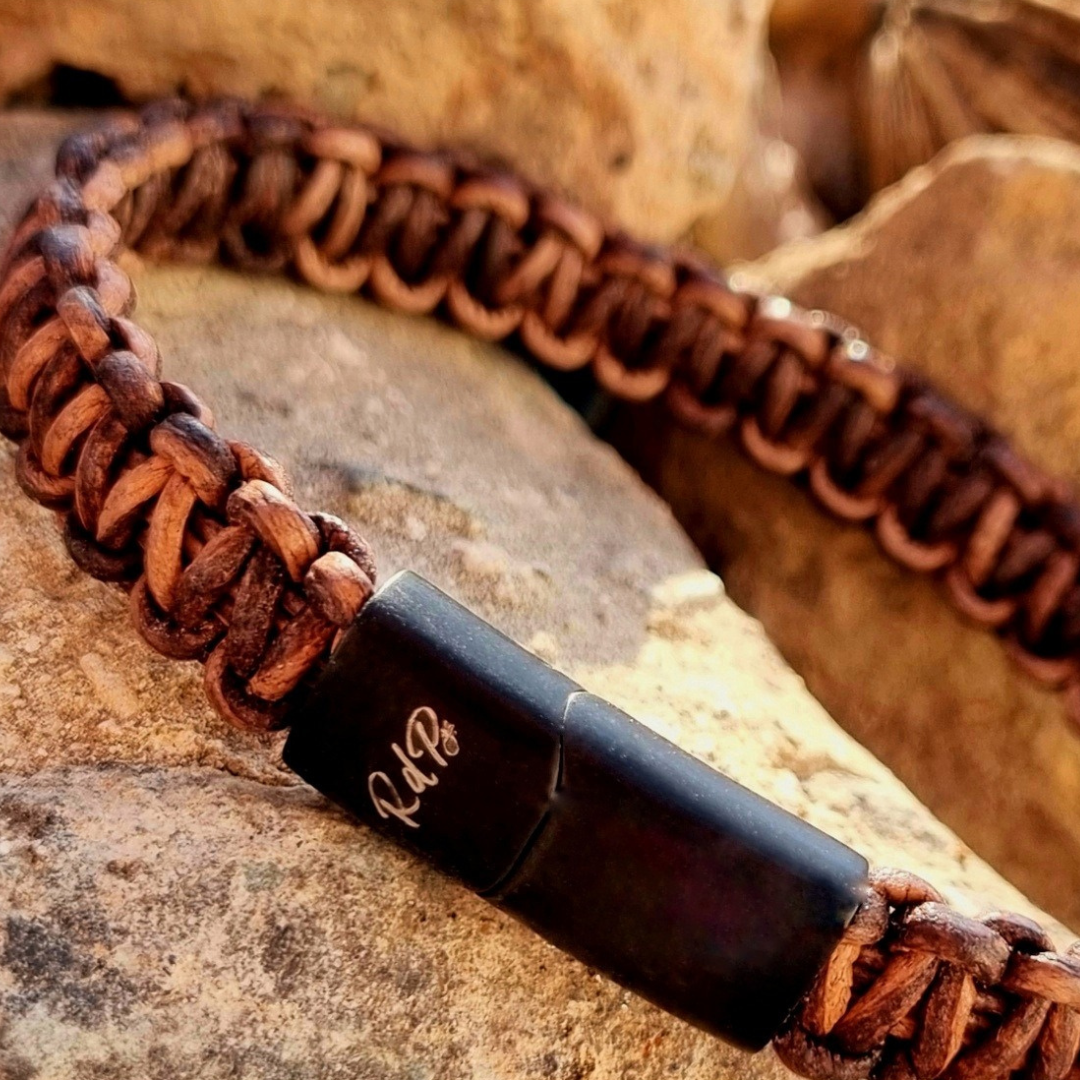 Hunter bay bracelet, men, genuine leather, stainless steel clasp, heren armband, RVS, staal