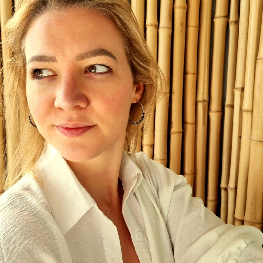 Roca de Piña- Black Spinel hoops- rhodium plated 95 sterling silver - black spinel stone