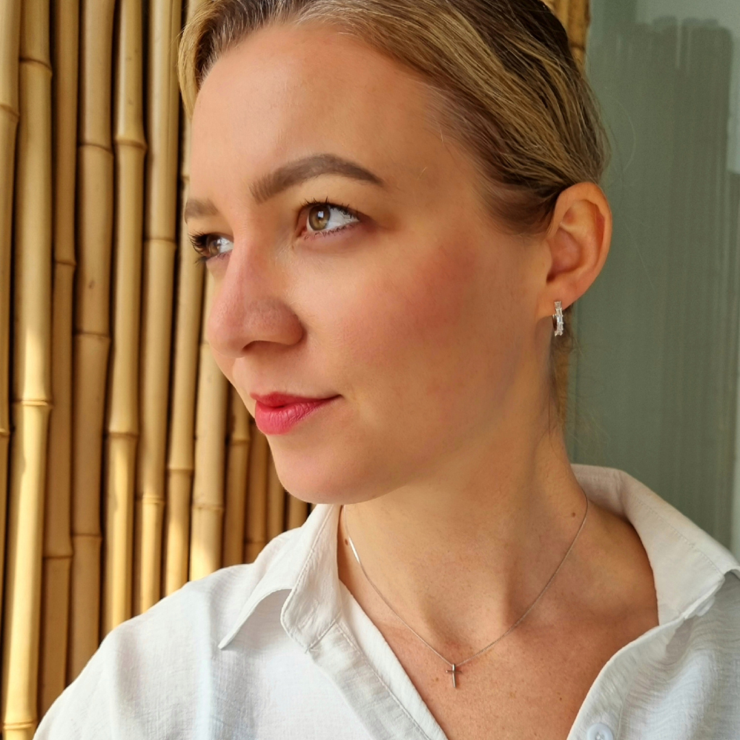 Roca de Piña- White Ciara hoops - white zirconia- 925 sterling silver - rhodium plated