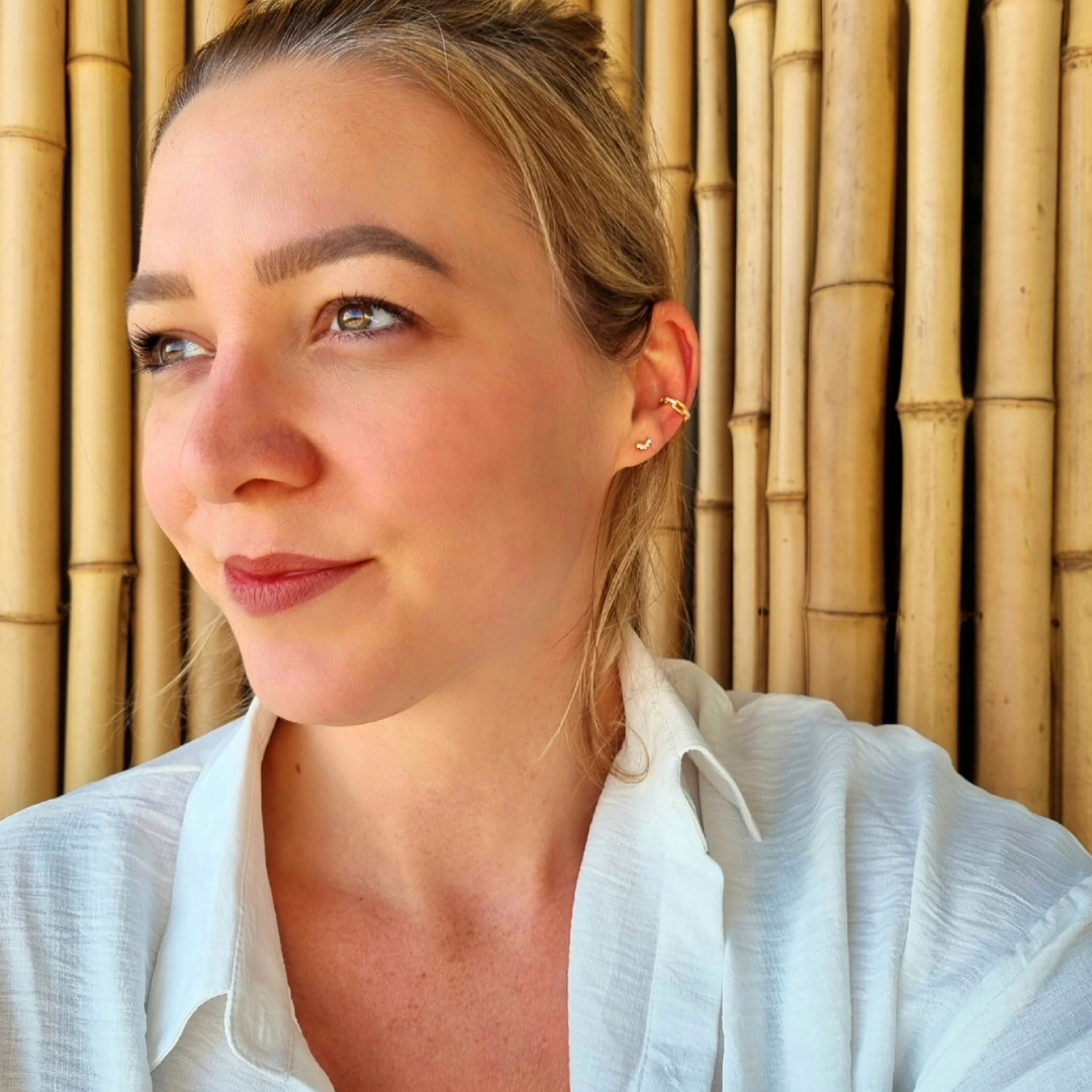 Dharia Earcuff Goud Verguld met Steentjes