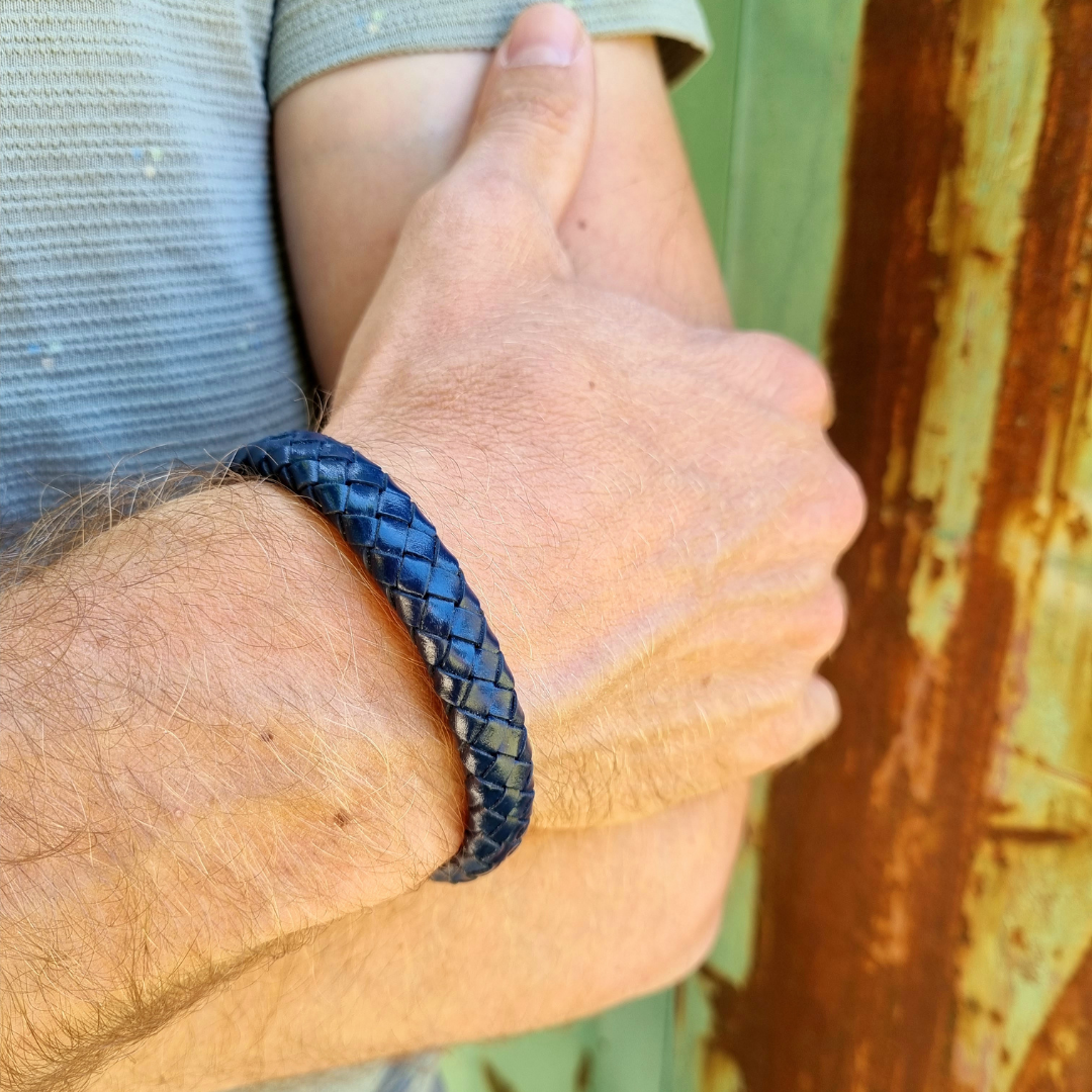Oxford Blue Bracelet - Stainless steel clasp - oval braided