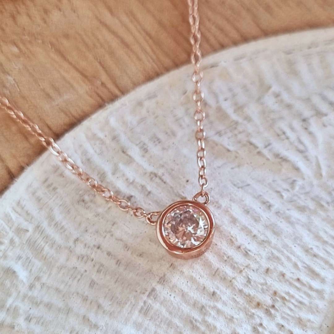 Rosé goud ketting met steen zirkonia Ana