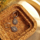 Zilveren oorbellen met hanger en zirkonia steentje Lizzie