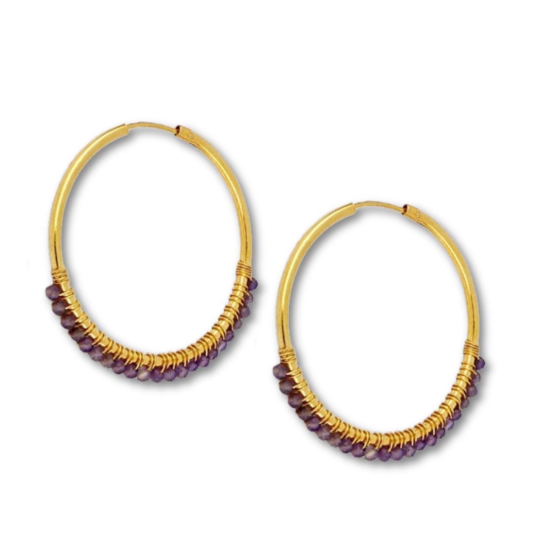 Gouden hoop oorbellen met paarse steentjes amethist van verguld zilver