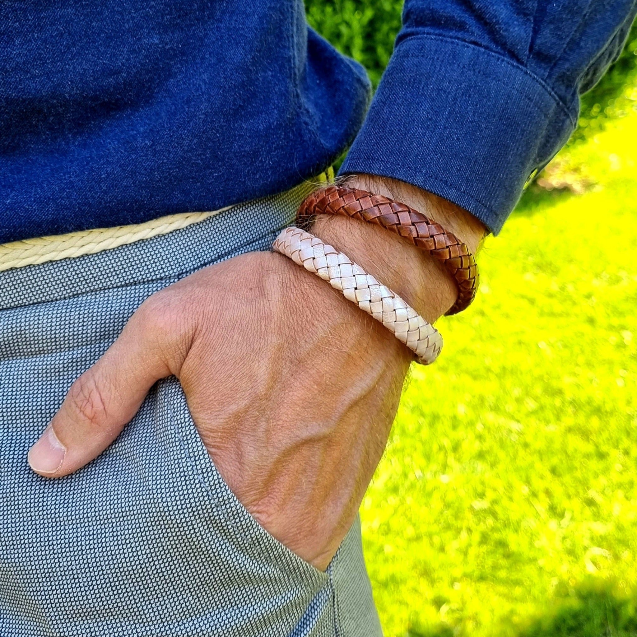 Iced Pink Bracelet, genuine leather, stainless steel clasp , mannen heren armband, echt leer, RVS staal sluiting