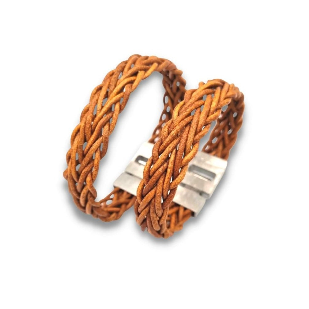 Roca de Piña- Cinnamon Buff bracelet - stainless steel
