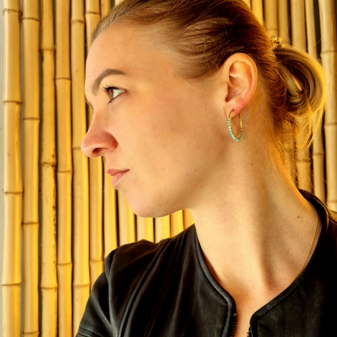 Hoops oorringen met blauwe steentjes Sofia - verguld 925 zilver - amazoniet edelsteen