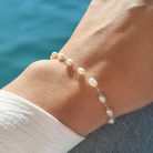 Roca de Piña- Esperanza Pearl bracelet- sweet water pearls - 925 sterling silver - summer accessories - parel armband zilver