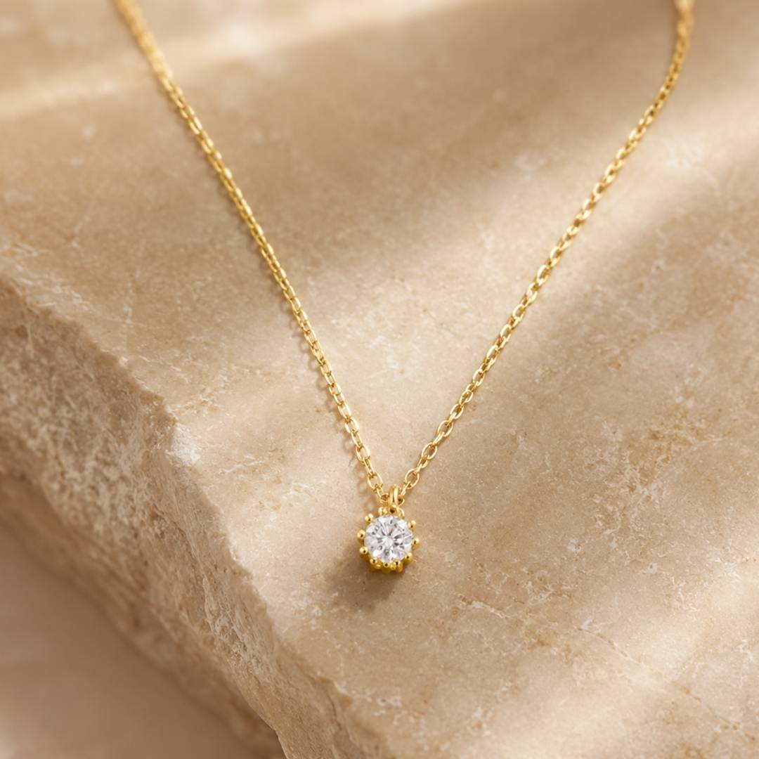 Goud ketting met diamantje