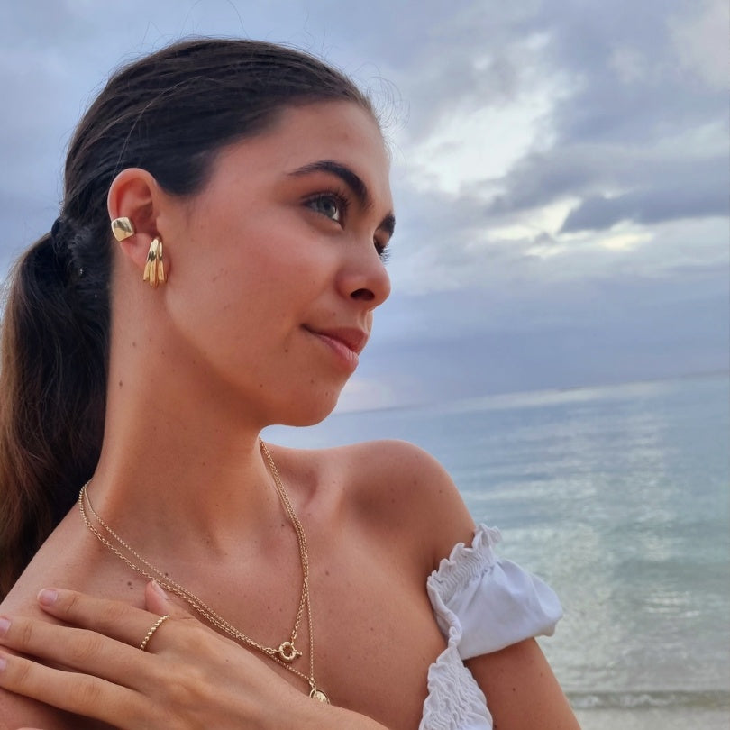 Gouden earcuff groot Evi goldfilled