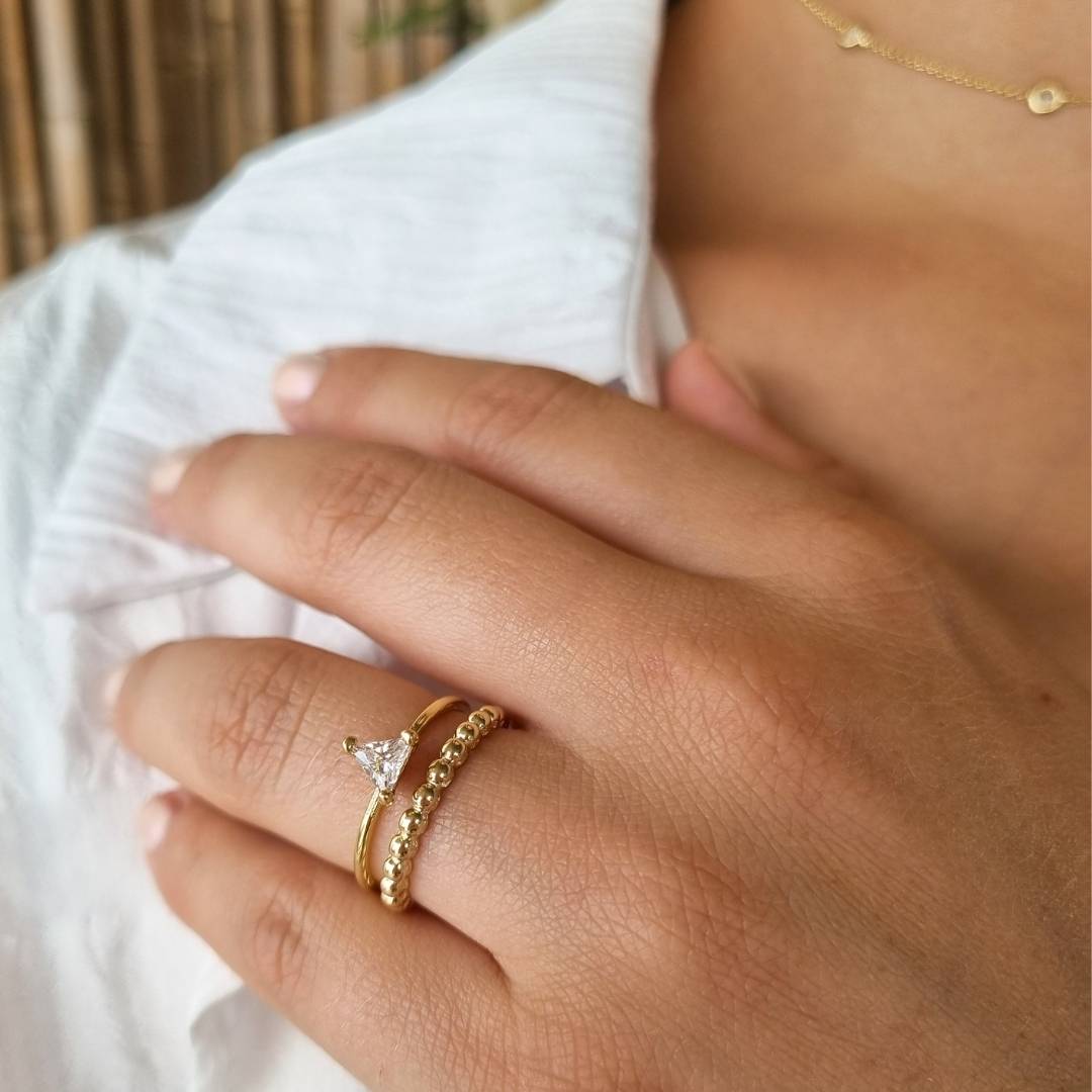 Gouden ring met steen driehoek - goldfilled