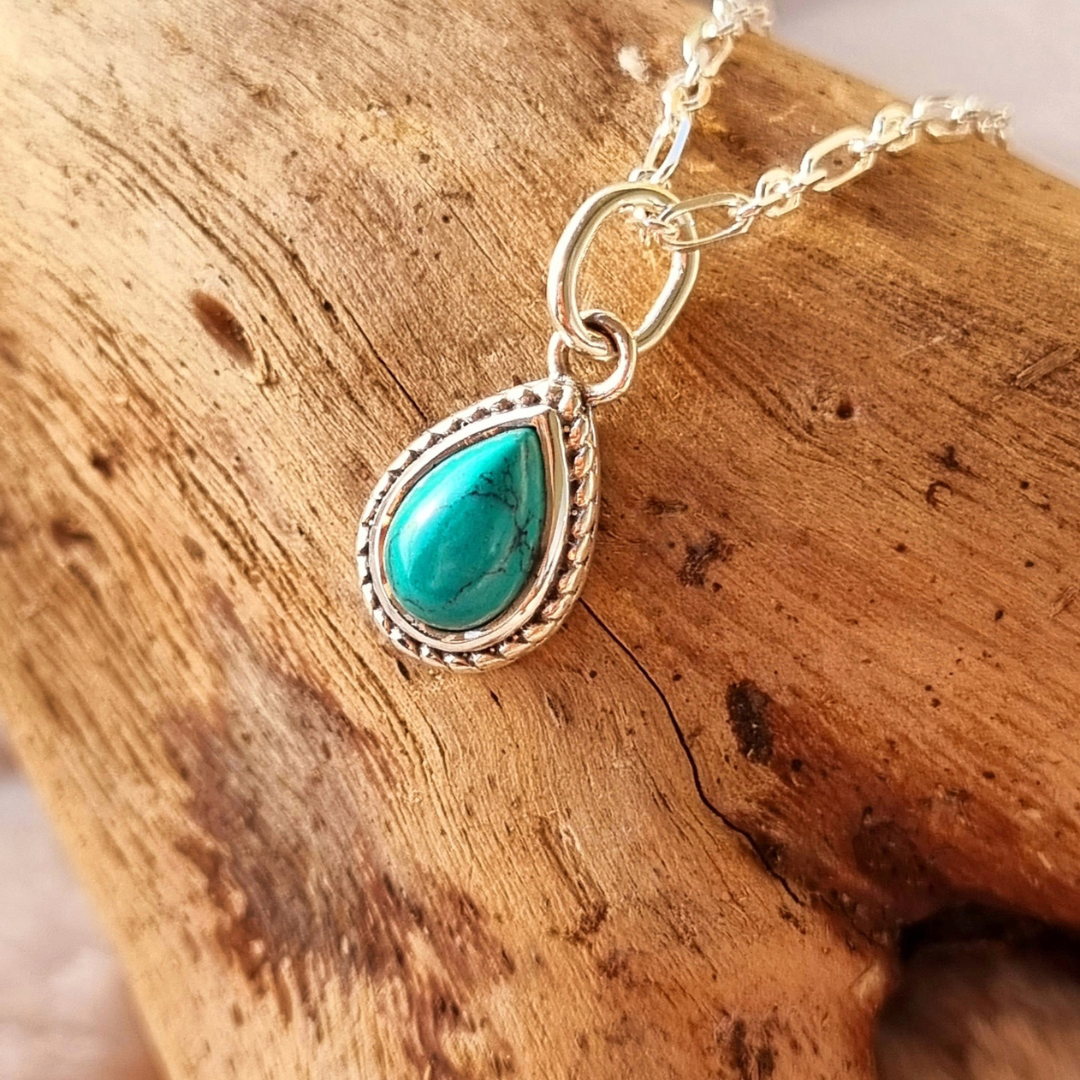 Roca de Piña - Sansa necklace rhodium plated 925 sterling silver turquoise gemstone, gerhodineerd zilver, turkoois edelsteen