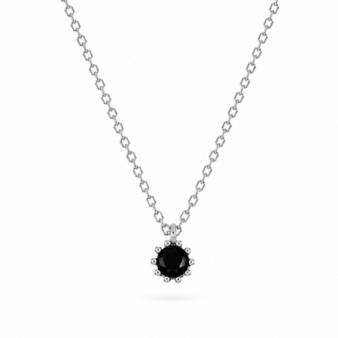 Zilver ketting met zwart steentje