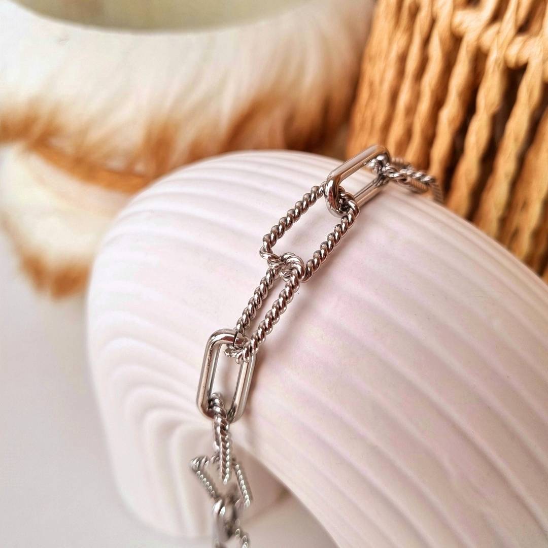 Zilveren schakelarmband vrouw van roestrvijstaal Chloe