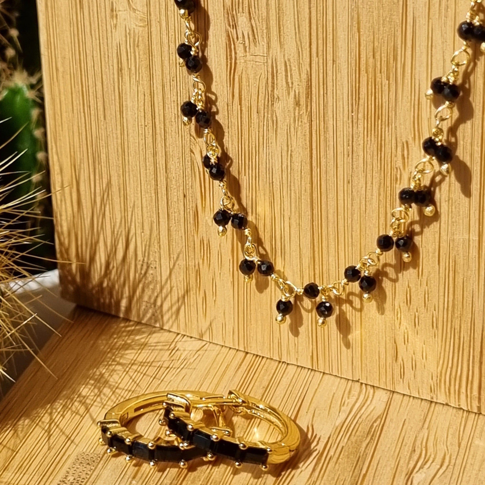 Roca de Piña – Black Isadore Necklace- Spinel stone